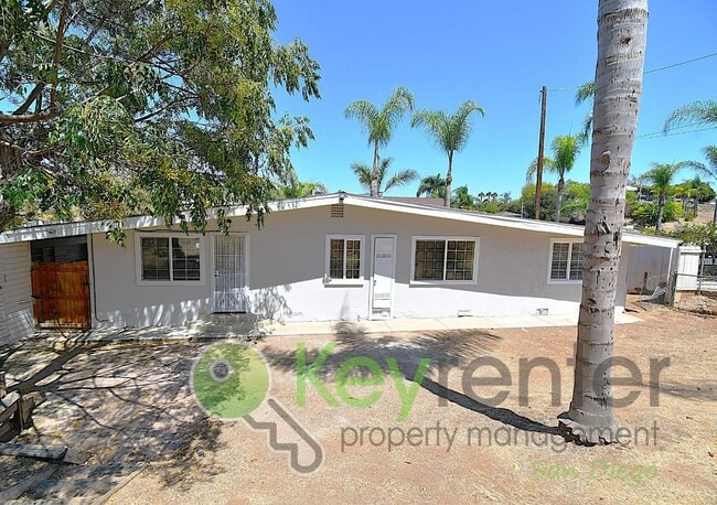 Photo - 209 Civic Center Dr