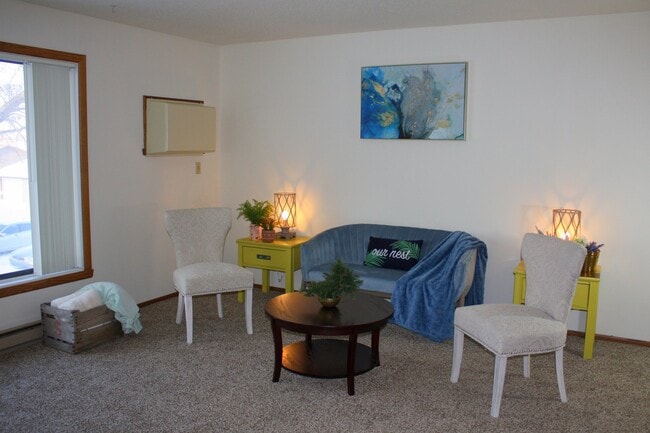 Photo - Circle E Apartments