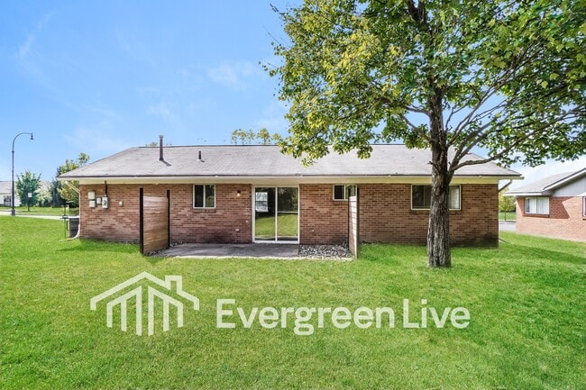 Photo - 64 Huber Village Blvd