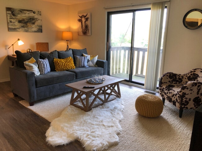 Photo - Cedar Ridge Apartments