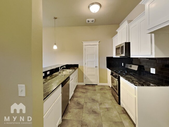 Photo - 18105 Manera Wy