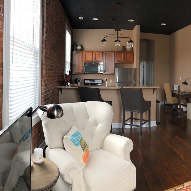 Photo - 119 E Columbia St Unit C