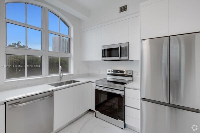 Building Photo - 3 bedroom in Aventura FL 33180 Unit 317 Rental