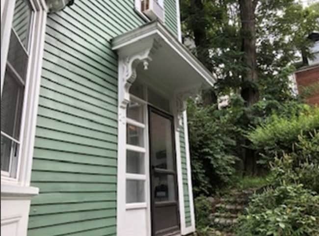 Building Photo - Enjoy City Living in this Well-Maintained 3-Bedroom in Boston, MA Unit 2