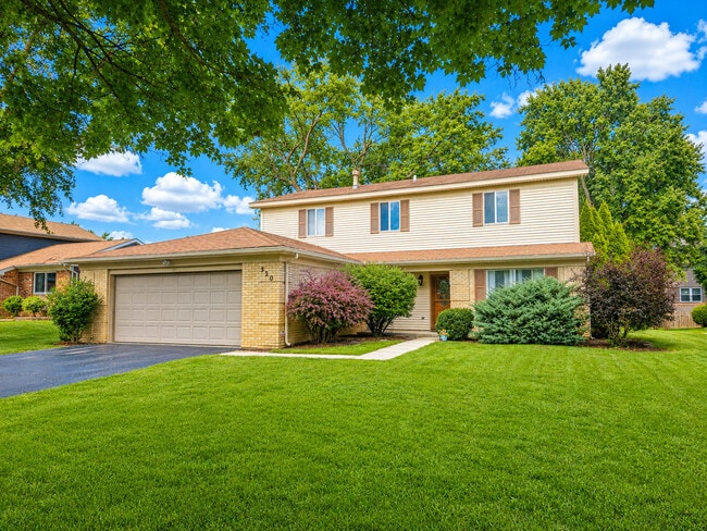 Photo - 320 Thistle Dr