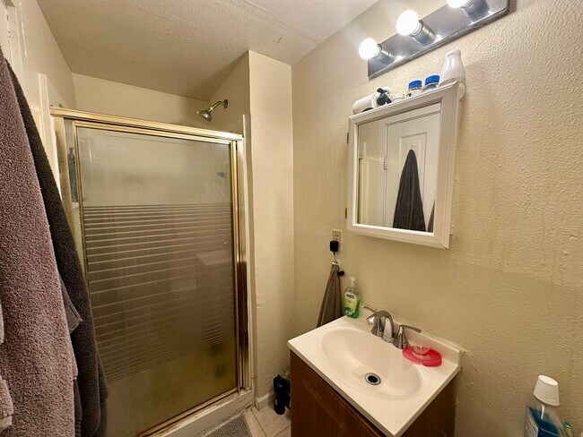 Charming Juneau Village Apartments!