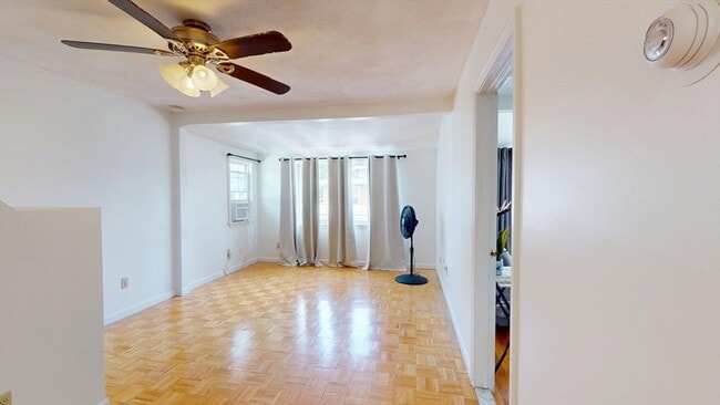 54 Linwood St Unit 2