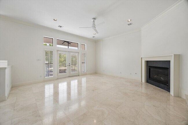 Photo - 6906 Sewanee St