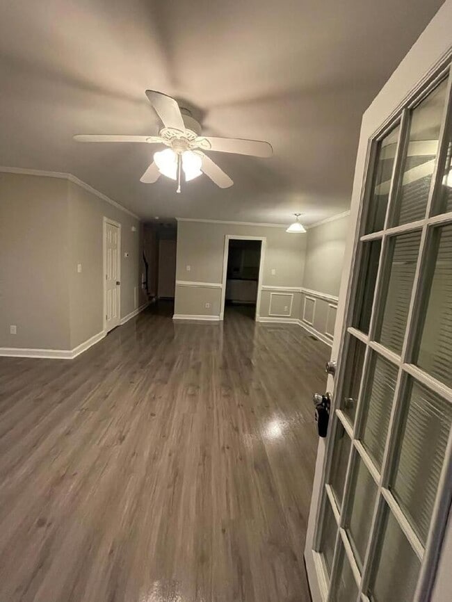 Photo - 2 Bedrooms 1.5 Bath