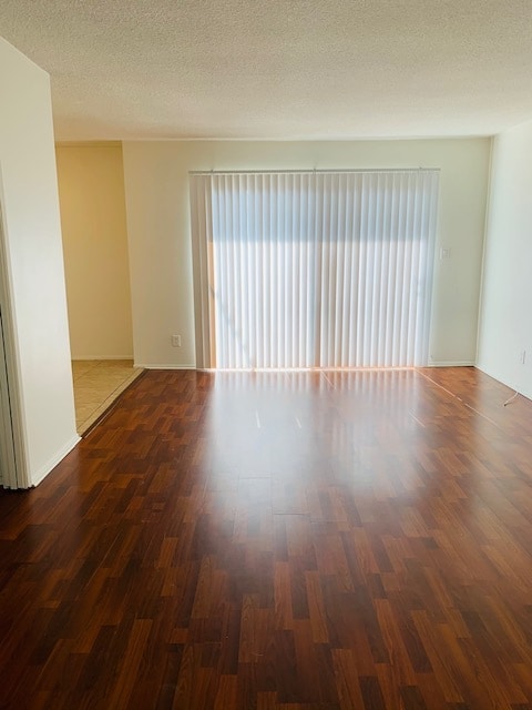 Photo - 4565 Oakwood Ave