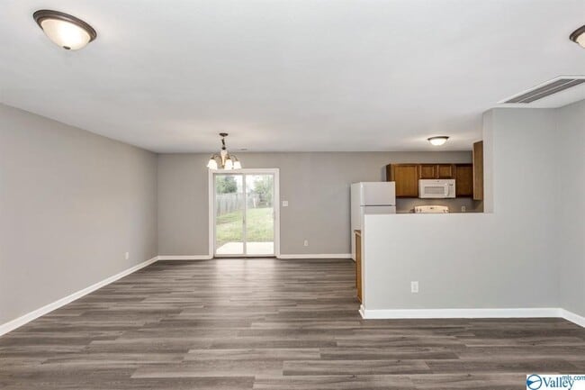 Photo - 138 Bayside Ln