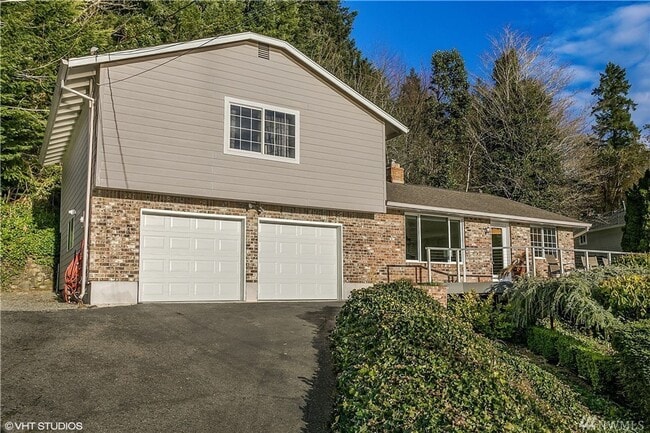 Building Photo - Move in Ready - Gig Harbor Water View Home