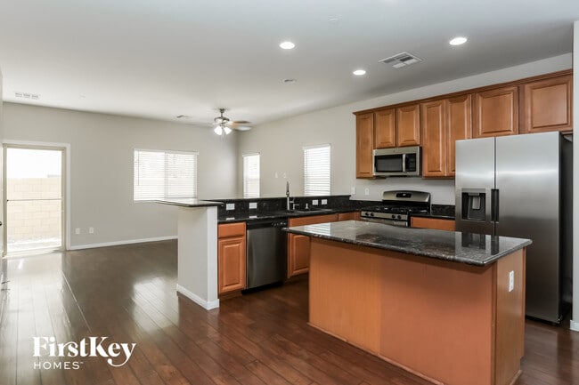 Photo - 7600 Scarlet Tapestry Ct