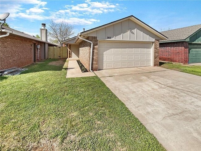 Building Photo - 955 W Tesio Way