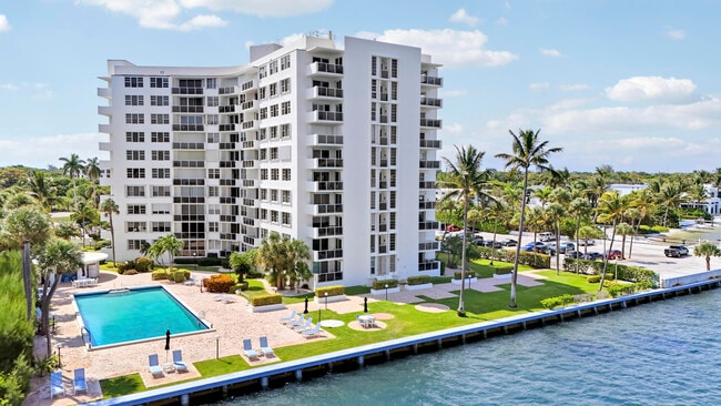 Building Photo - 2800 N Flagler Dr Unit 413