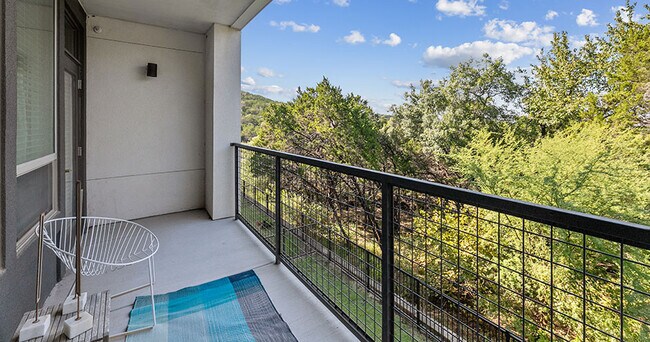 Photo - Ascent Cresta Bella