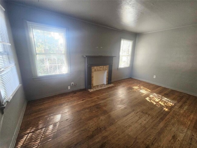 Photo - 2012 NE 19th St
