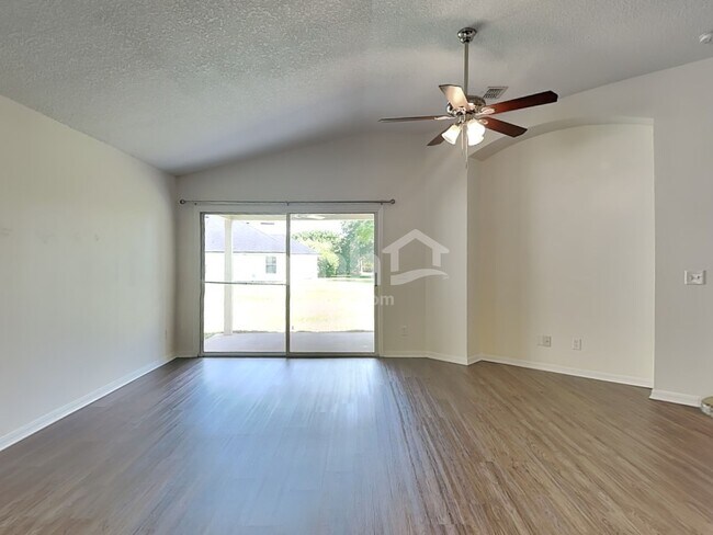 Photo - 3584 Shrewsbury Dr