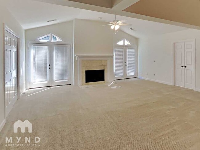 Photo - 4601 Lake Village Dr