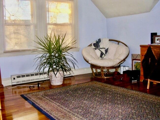 Photo - 137 Whitwell St Unit 3