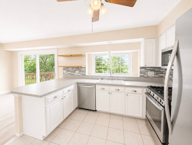 Photo - 130 Park Ridge Ct