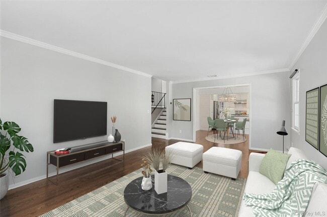 Photo - 9 Bulkley Manor