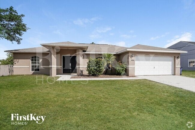 Building Photo - 18552 Spruce Dr W Rental