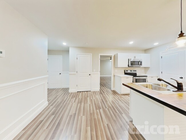 Photo - 19 Bloomwood Heights