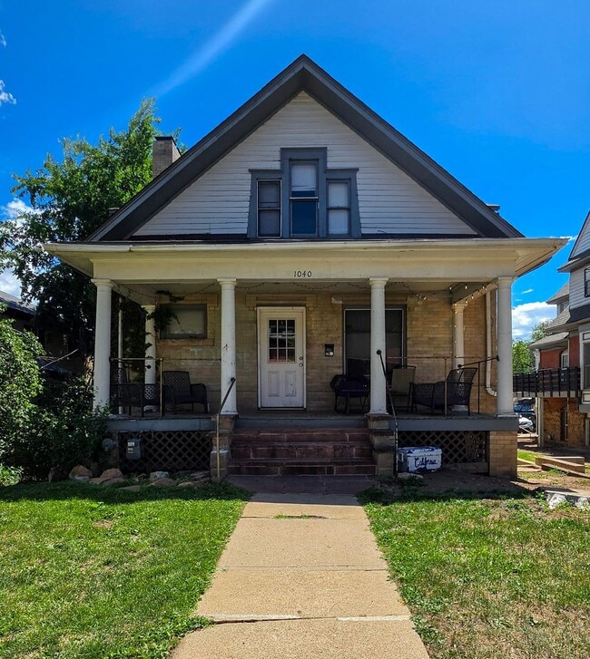 Building Photo - 1038 14th St Unit 1038
