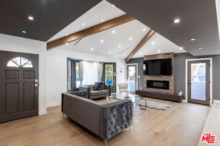 Photo - 18721 Hatteras St