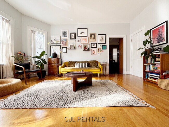 Photo - 2 Lee St Unit 1