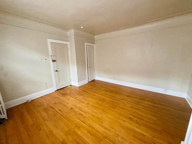 Photo - 2681 Pasadena St Unit 3