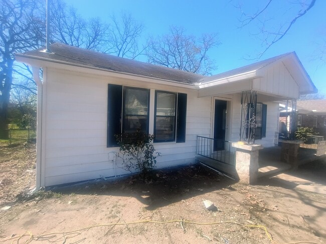 Building Photo - 4417 Schaer St