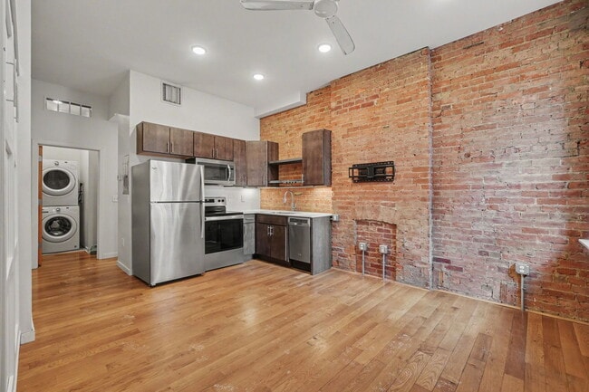 Photo - 26 E 14th St Unit 103