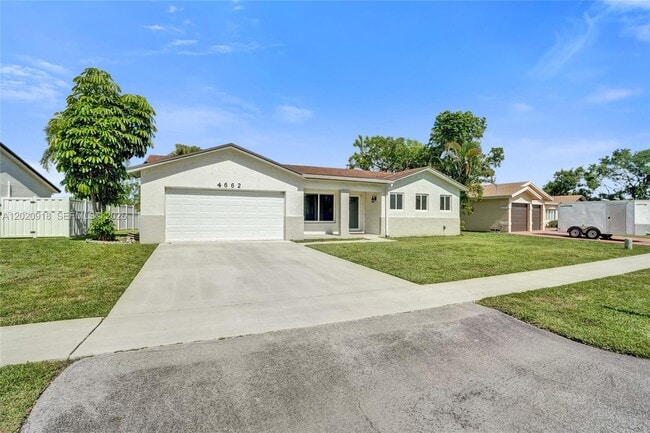 Photo - 4662 NW 99th Ave