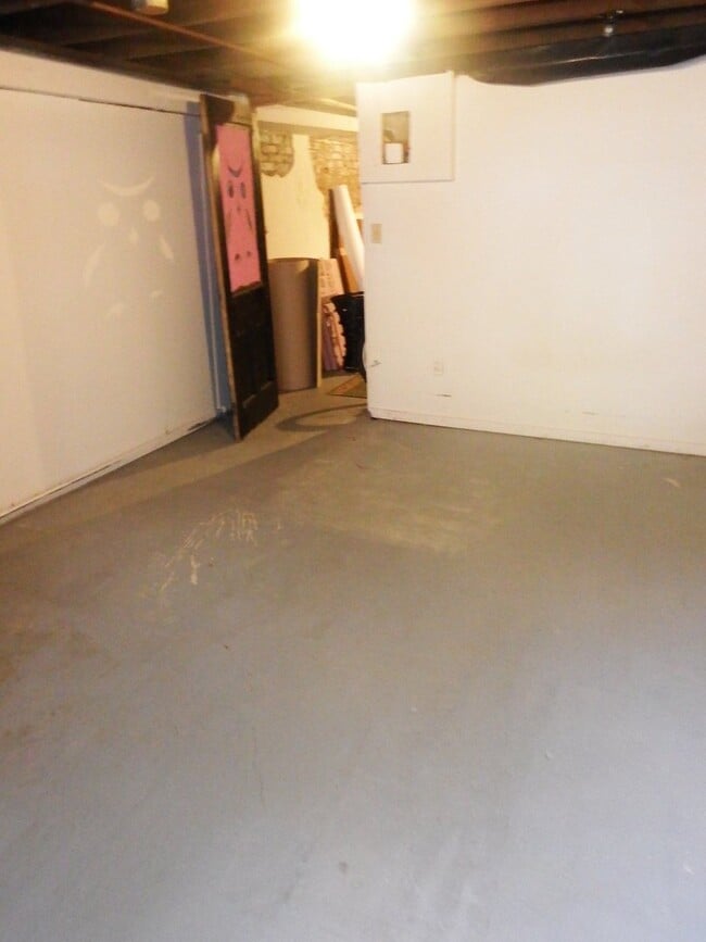 Photo - 809 Powers St