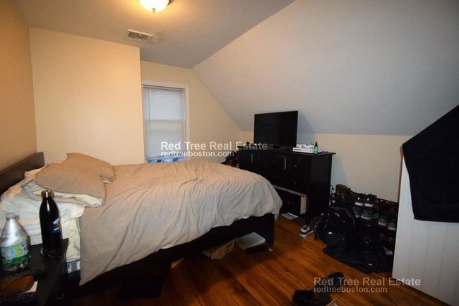 Photo - 23 Caldwell St Unit 2