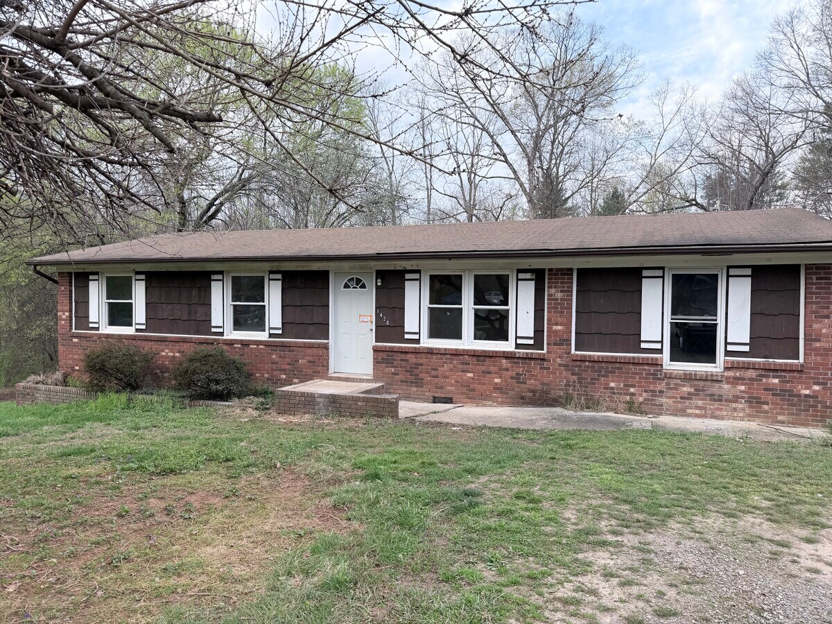 Photo - 1426 Rock Creek Ch Rd