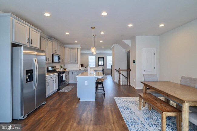 Photo - 7517 Van Allen Ln