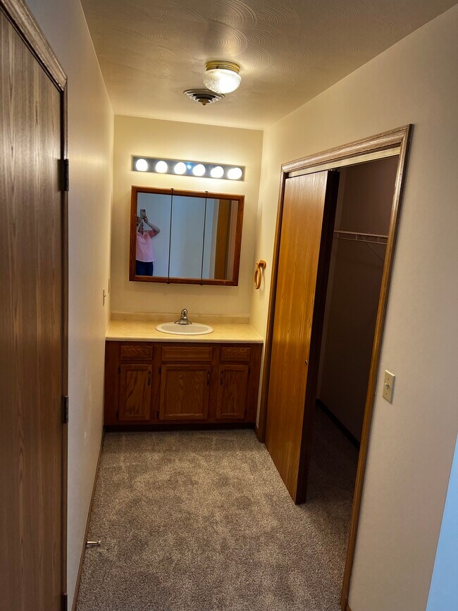 Photo - 1198 Abbott Cir Unidad 1198