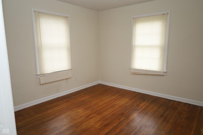 Photo - 1834 N Auburn St