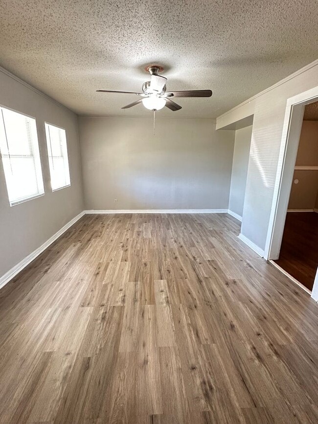 Photo - NOW AVAILABLE - 3 Bedroom Home + Fenced Ba...