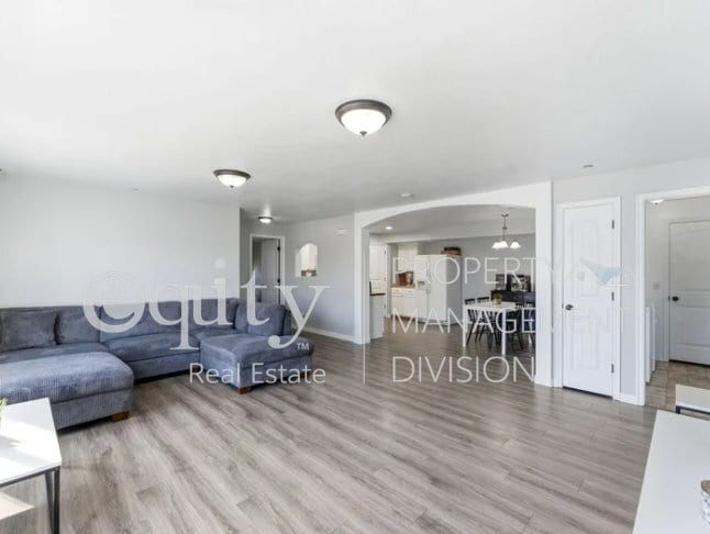 3812 E Rock Creek Rd Unit 8