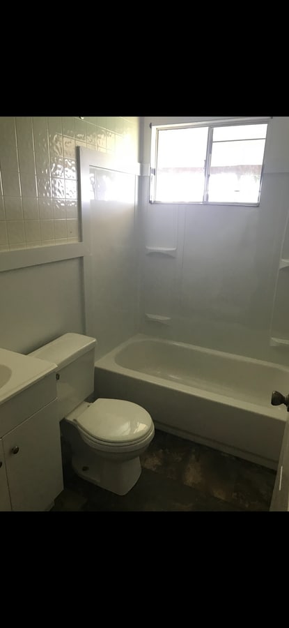 Photo - 855 Leipsic Rd