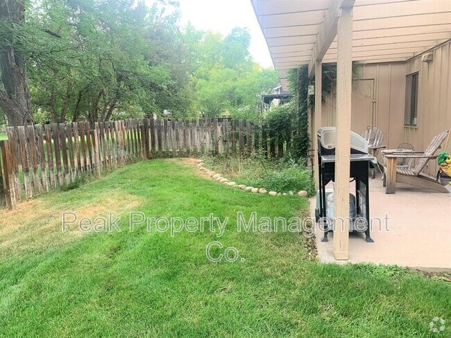Building Photo - 514 Strachan Dr Rental