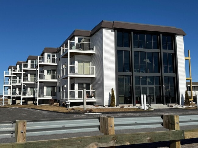 Photo - 493 Ocean Blvd Unidad 22