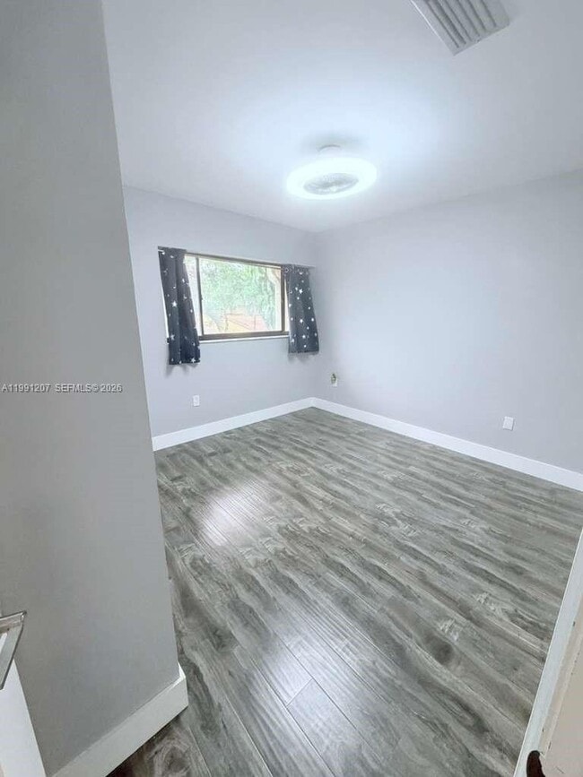 Photo - 8517 NW 9th Pl