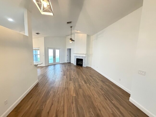 Photo - 10077 Portofino Dr