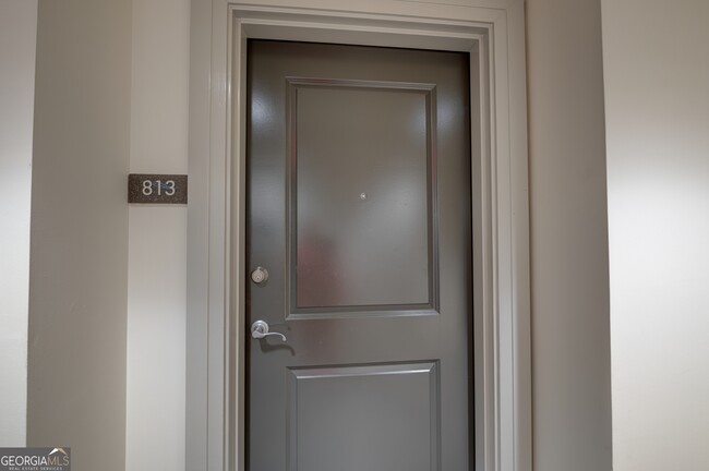 Photo - 3040 Peachtree Rd NW Unit 813