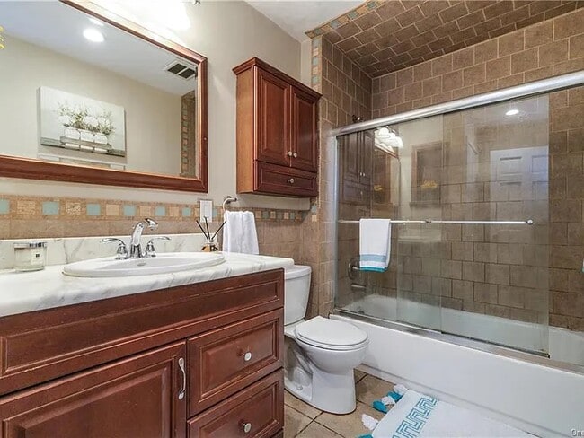 Photo - 23 Hillside Ter Unit 23 Hillside Terrace. C